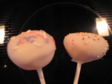 Strawberry Cake Pops